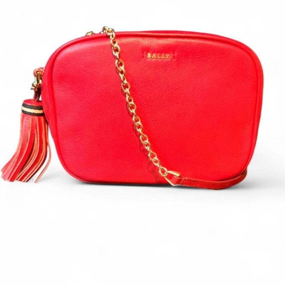 Authentic Bally Macy Red Pebbled Leather Camera Crossbody Gold Chain Vintage